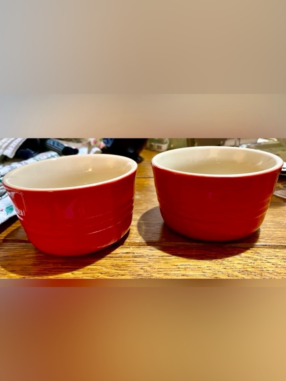 Le Creuset Red Ribbed French Ramikins(small baking dishes).  NWOT.  4.25x 2.75EC